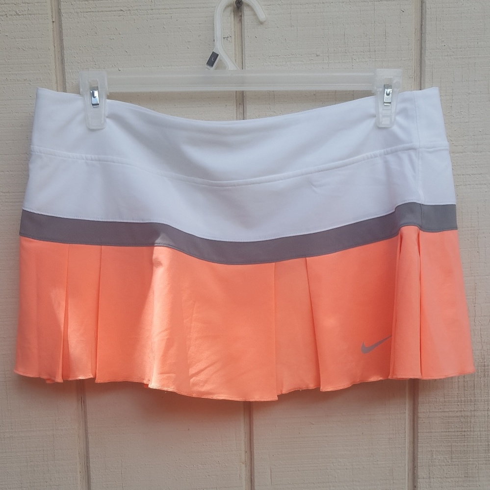 Nike Dri-Fit Skort Like New Size XL